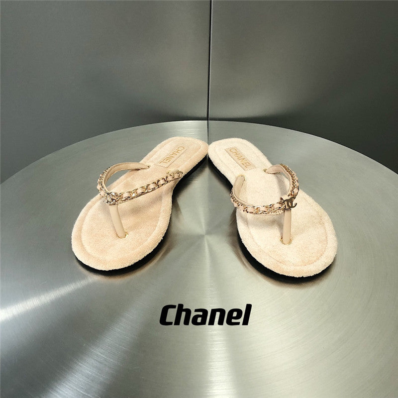 High Quality Luxury Chanel Chain Flip Flops – Style 38950 product detail