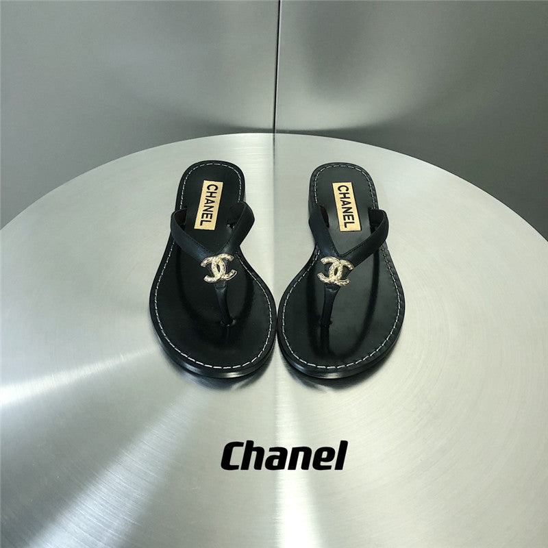 High Quality Luxury Chanel Chain Flip Flops product detail