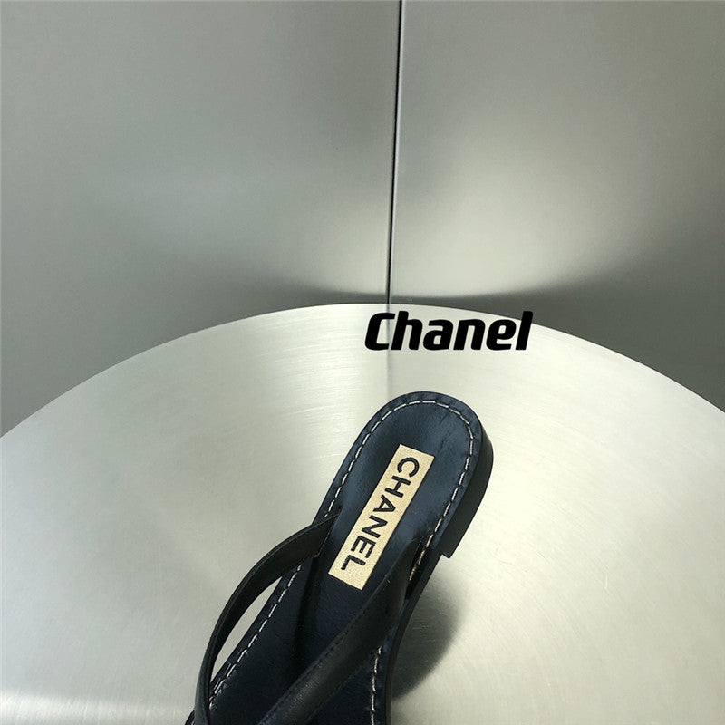 High Quality Luxury Chanel Chain Flip Flops product detail