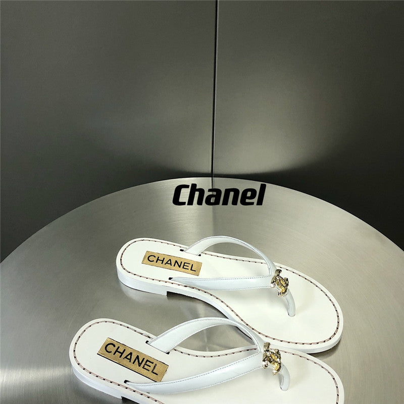 High Quality Luxury Chanel Chain Flip Flops – Style 66630 product detail