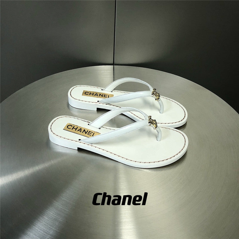 High Quality Luxury Chanel Chain Flip Flops – Style 66630
