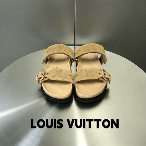 High Quality Luxury Louis Vuitton Metal Buckle Logo Platform Slippers – Style 98563 product detail