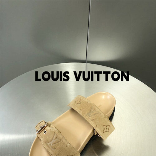 High Quality Luxury Louis Vuitton Metal Buckle Logo Platform Slippers – Style 98563 product detail