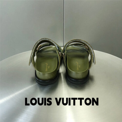 High Quality Luxury Louis Vuitton Metal Buckle Logo Platform Slippers – Style 31331 product detail