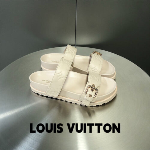 High Quality Luxury Louis Vuitton Metal Buckle Logo Platform Slippers – Style 60707 product detail