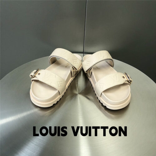High Quality Luxury Louis Vuitton Metal Buckle Logo Platform Slippers – Style 60707 product detail