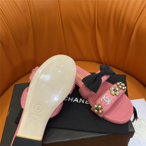 High Quality Luxury Chanel Embroidered Logo Slippers – Style 99910 product detail