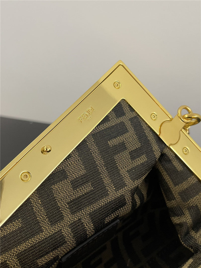 High Quality Luxury Fendi First Straw Bag product detail