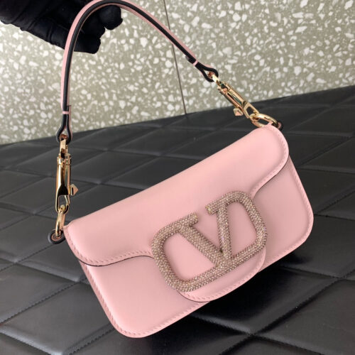 High Quality Luxury Valentino Garavani Mini Loco Bag – Style 03639 product detail