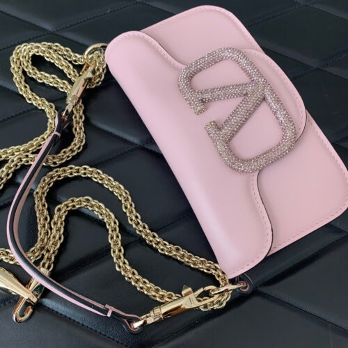 High Quality Luxury Valentino Garavani Mini Loco Bag – Style 03639 product detail