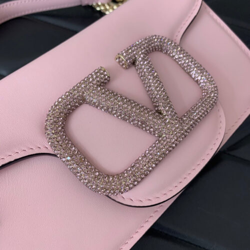 High Quality Luxury Valentino Garavani Mini Loco Bag – Style 03639 product detail
