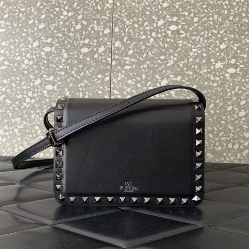 High Quality Luxury Valentino Garavani Rockstud23 Small Leather Bag – Style 03717 alternate view