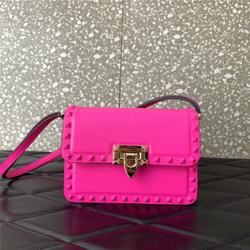 High Quality Luxury Valentino Garavani Rockstud23 Small Leather Bag