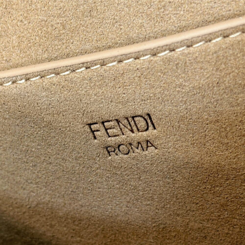 High Quality Luxury Fendi Womens Pink C’mon Small Bag – Style 32757 product detail