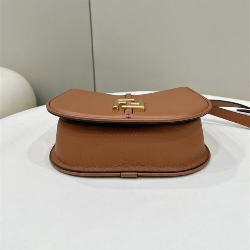 High Quality Luxury Fendi Womens Pink C’mon Small Bag – Style 32755 product detail