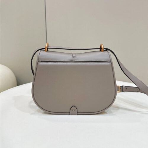 High Quality Luxury Fendi Womens Pink C’mon Small Bag – Style 32753 alternate view