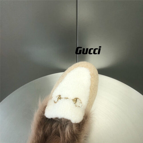 High Quality Luxury Gucci Fur Slippers – Style 12435 product detail