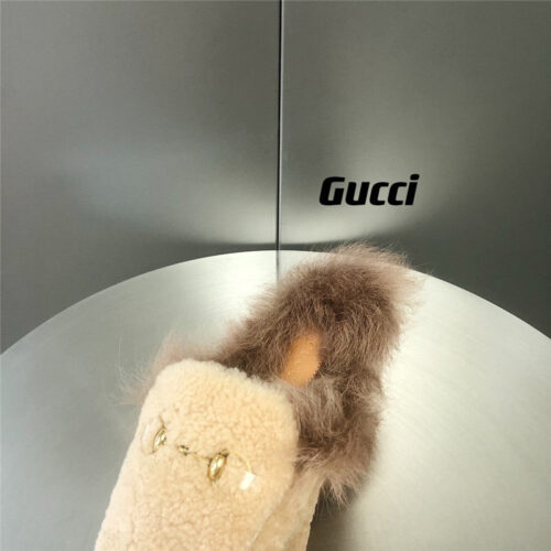 High Quality Luxury Gucci Fur Slippers – Style 10739 product detail