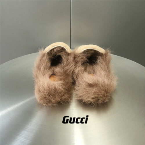 High Quality Luxury Gucci Fur Slippers – Style 10739 product detail