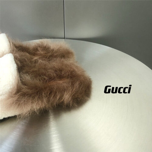 High Quality Luxury Gucci Fur Slippers – Style 43507 product detail