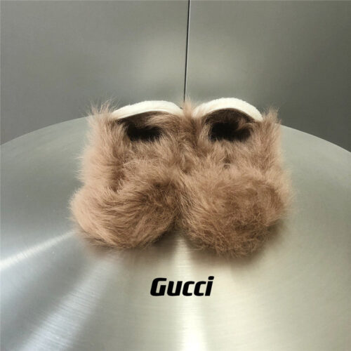 High Quality Luxury Gucci Fur Slippers – Style 43507 product detail