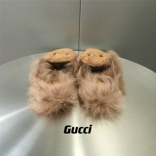 High Quality Luxury Gucci Fur Slippers – Style 05651 product detail