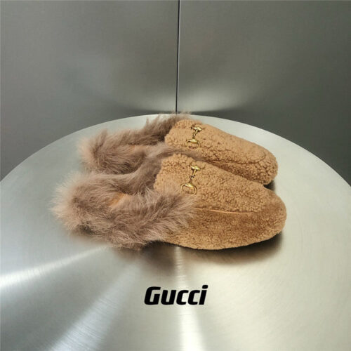 High Quality Luxury Gucci Fur Slippers – Style 05651