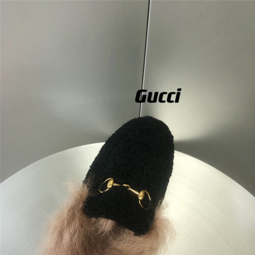 High Quality Luxury Gucci Fur Slippers – Style 38419 product detail