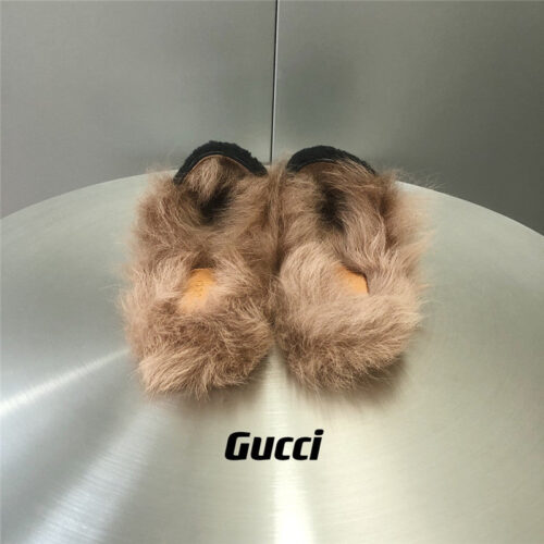 High Quality Luxury Gucci Fur Slippers – Style 38419 product detail