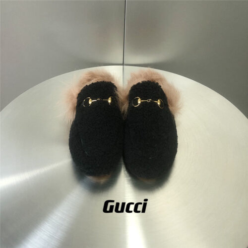 High Quality Luxury Gucci Fur Slippers – Style 38419 product detail