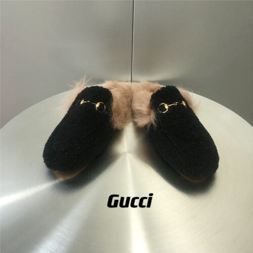 High Quality Luxury Gucci Fur Slippers – Style 38419 product detail