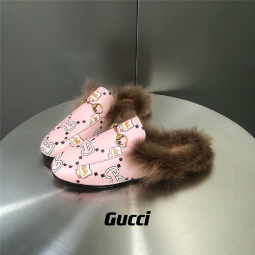 High Quality Luxury Gucci Fur Slippers – Style 03955