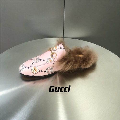 High Quality Luxury Gucci Fur Slippers – Style 03955 product detail
