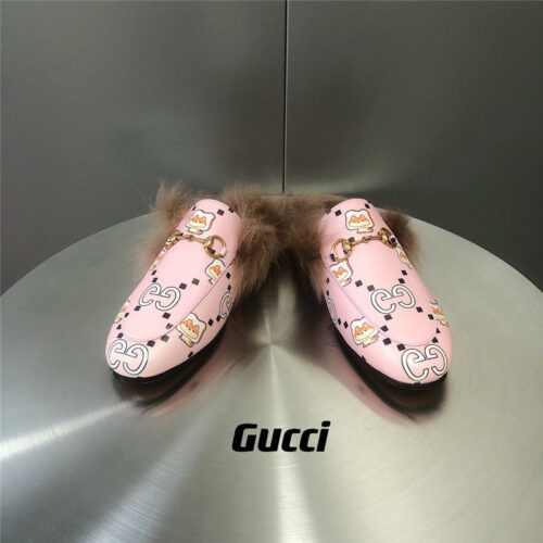 High Quality Luxury Gucci Fur Slippers – Style 03955 product detail