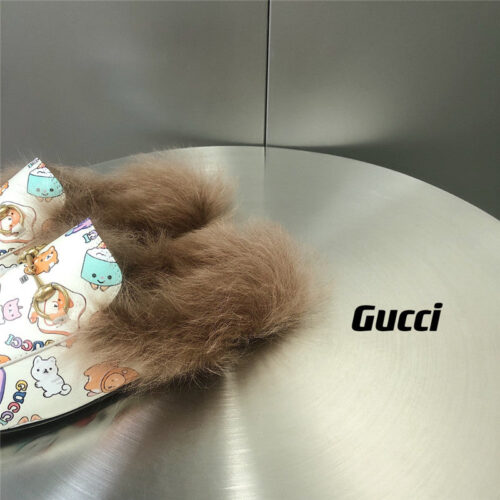 High Quality Luxury Gucci Fur Slippers product detail