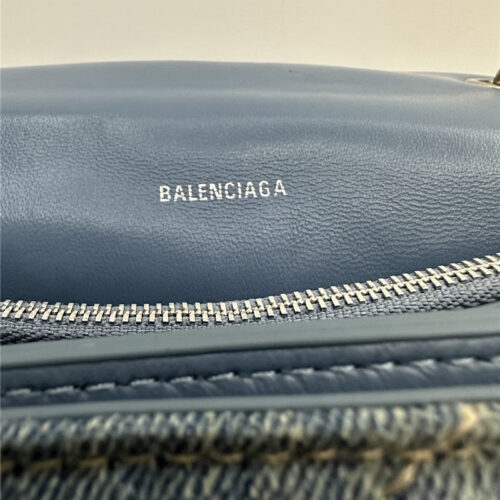 High Quality Luxury Balenciaga Crush Medium Chain Bag product detail