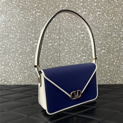 High Quality Luxury Valentino Garavani Letter Leather Shoulder Bag product detail