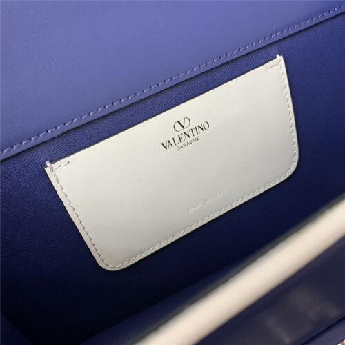 High Quality Luxury Valentino Garavani Letter Leather Shoulder Bag product detail
