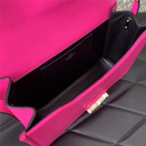 High Quality Luxury Valentino Garavani Letter Leather Shoulder Bag – Style 03631 product detail