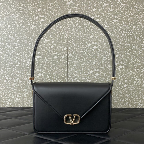 High Quality Luxury Valentino Garavani Letter Leather Shoulder Bag – Style 03628