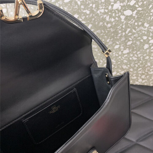 High Quality Luxury Valentino Garavani Letter Leather Shoulder Bag – Style 03628 product detail