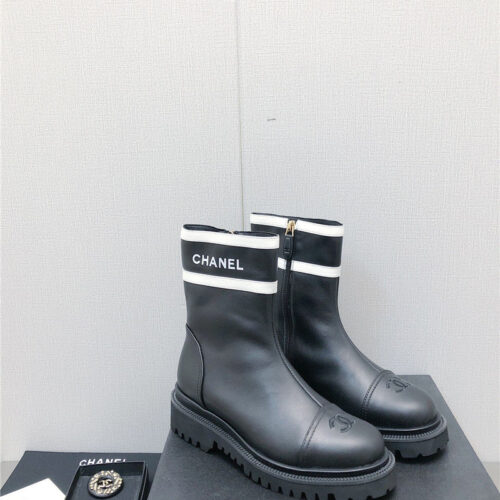 High Quality Luxury Chanel Classic C Embroidery Ankle Boots – Style 19558 alternate view