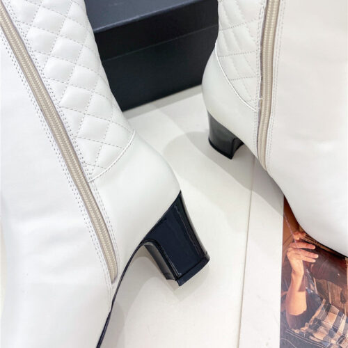 High Quality Luxury Chanel Classic Embroidered Chunky Heel Boots product detail
