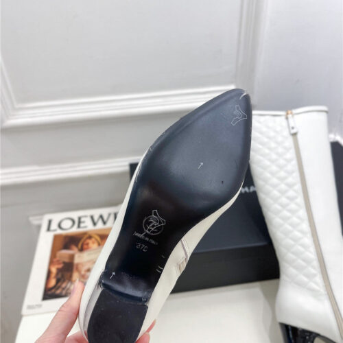 High Quality Luxury Chanel Classic Embroidered Chunky Heel Boots product detail