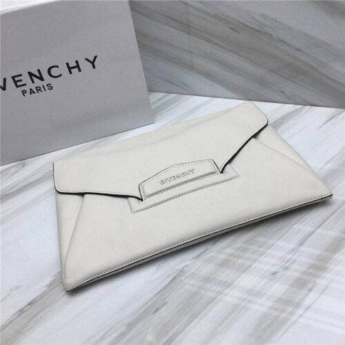 High Quality Luxury Givenchy Antigona Envelope Clutch Grained Leather (Varied Colors) product detail