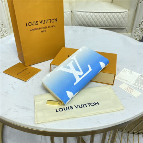 High Quality Luxury Louis Vuitton Zippy Wallet Blue product detail