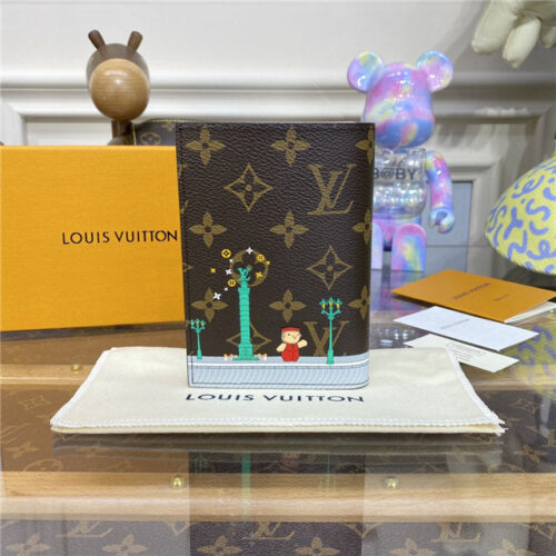 High Quality Luxury Louis Vuitton Passport Cover product detail