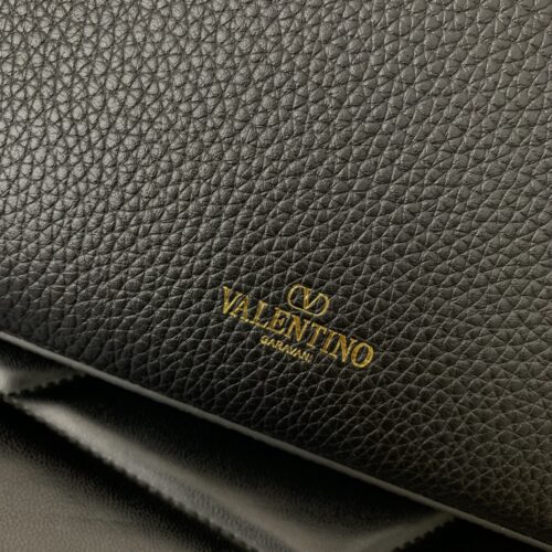 High Quality Luxury Valentino Garavani Rockstud Bag – Style 03597 product detail
