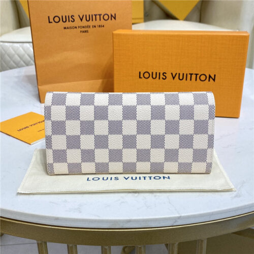 High Quality Luxury Louis Vuitton Emilie Wallet product detail