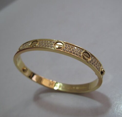 High Quality Luxury Cartier Love Bracelet Yellow Gold Full Diamonds product detail